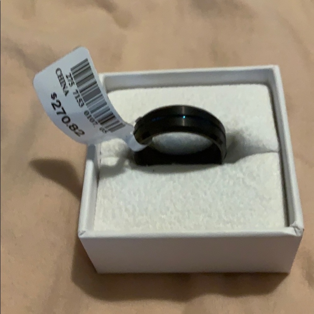 Men’s black tungsten carbide wedding band sz 10